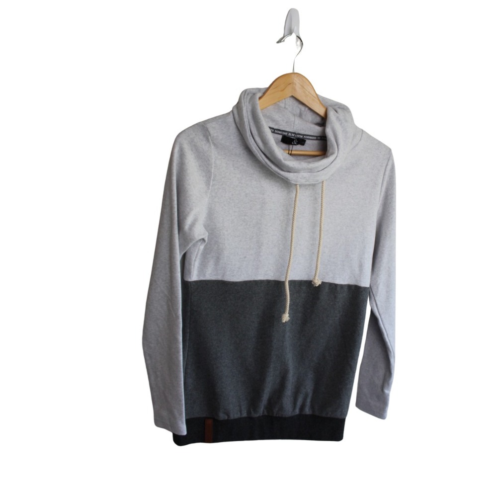 NWT Women's & Ampersand cowl neck Long Sleeve Pullover Sweatshirt‎ Small Gray